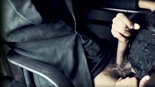 HEAD DOCTOR VISITS BOSSMAN IN HIS OFFICE *HUGE CUMSHOT*