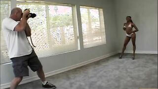 FEELING BLACK 5 - Scene BTS2